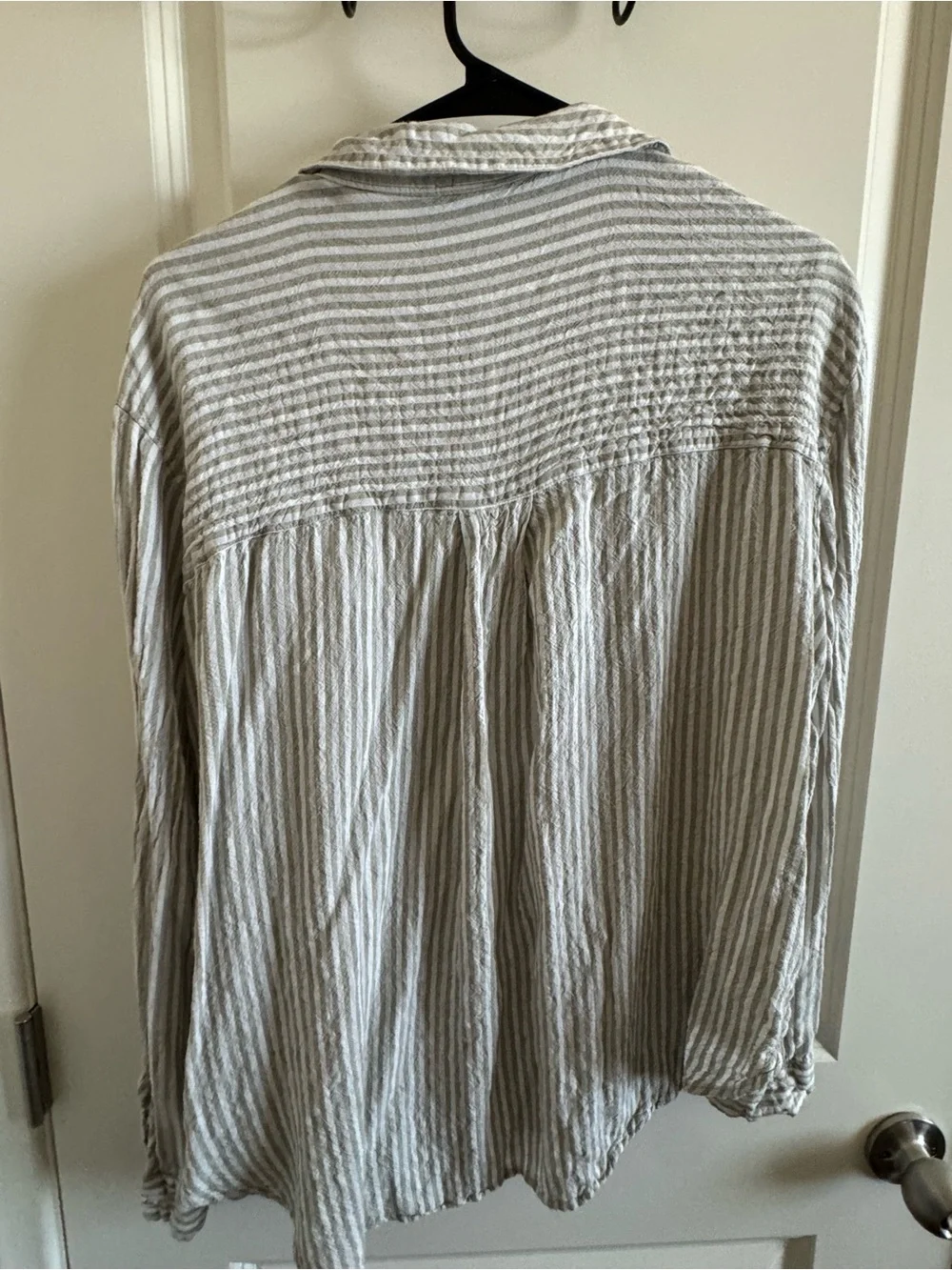 Light Green & White Striped Button-Down Shirt - Picture 2 of 3